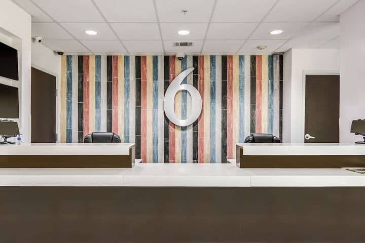 Hotel Interior 4 of 32