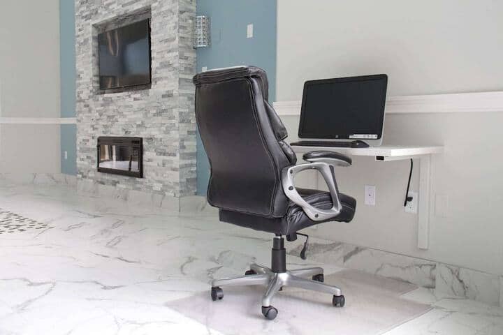 Business Center 30 of 41